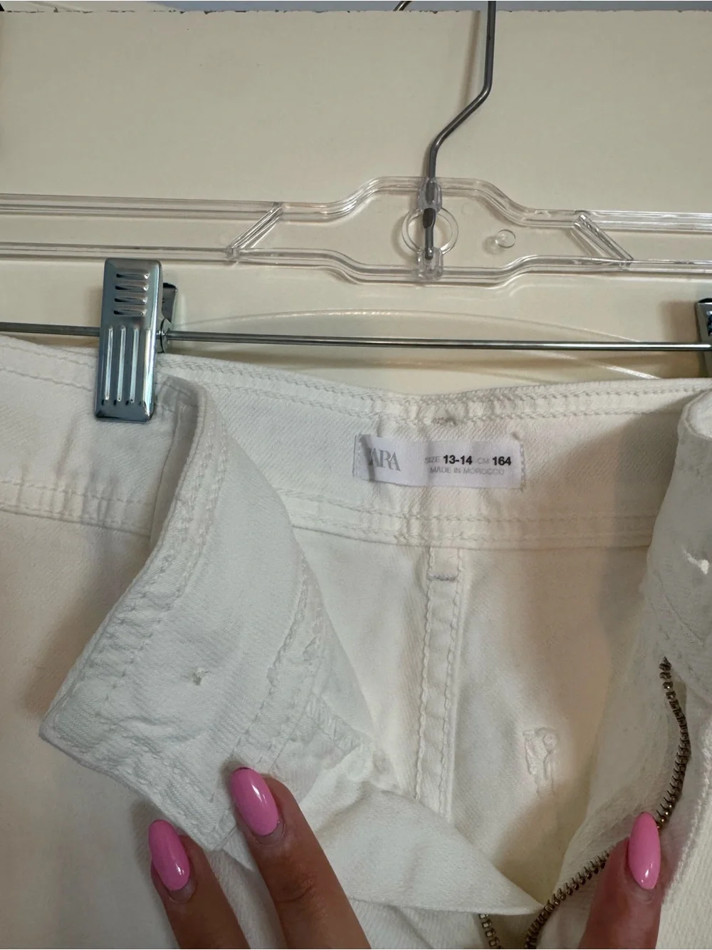 White High-Waist Wide Leg Jeans